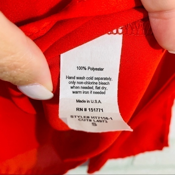 Kaileigh Stitch Fix NWT Rosella Cold Shoulder Top Size S - Picture 6 of 10